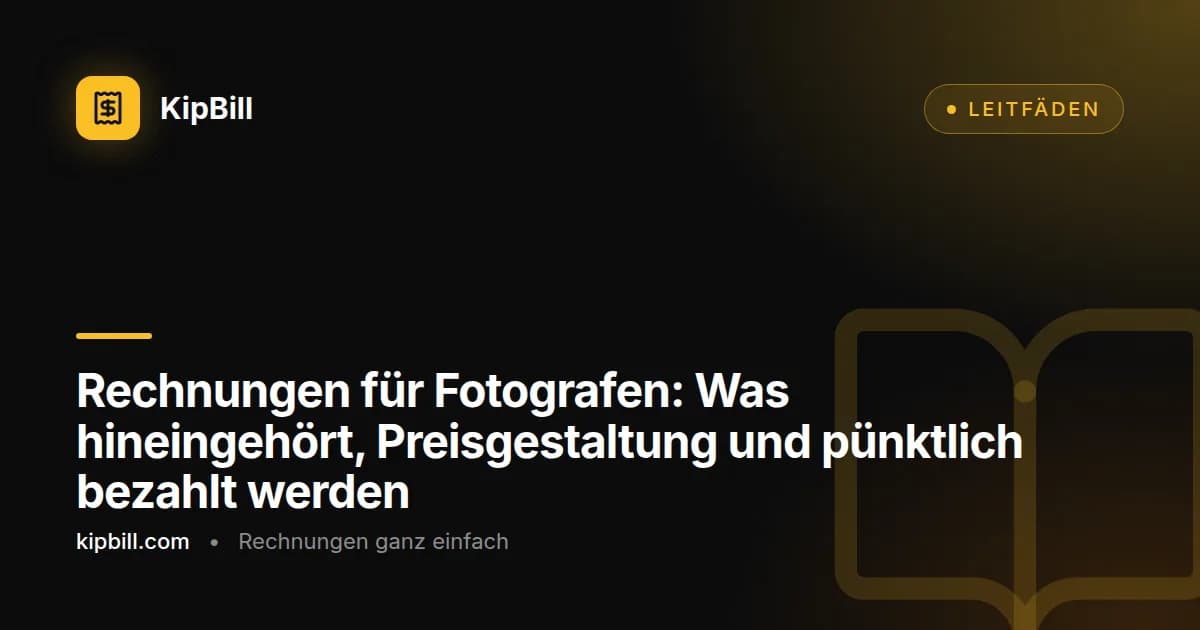 Ein Fotograf prüft eine Rechnung auf dem Laptop neben seiner Kameraausrüstung