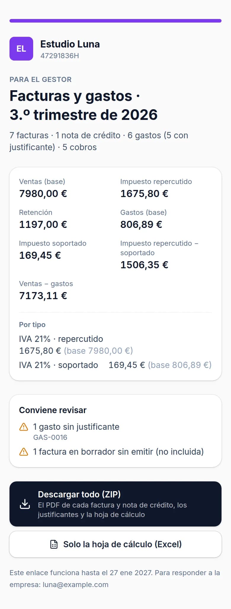 Página del gestor en el móvil: facturas y gastos del tercer trimestre de 2026 de Estudio Luna, con las cifras por tipo de IVA y los botones de descarga