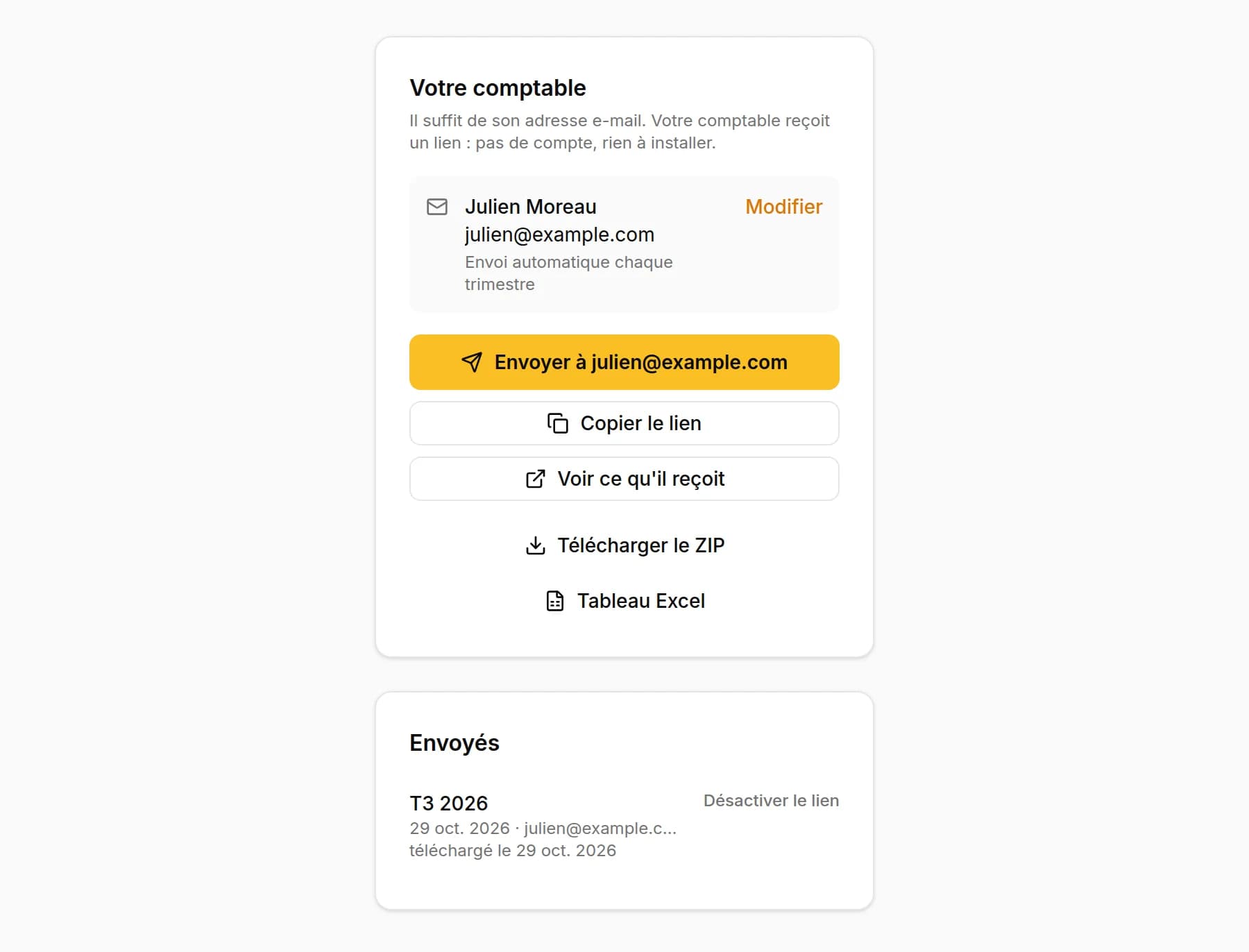 Le comptable enregistré avec l'envoi automatique chaque trimestre, le bouton Envoyer à avec son adresse e-mail, Copier le lien et Voir ce qu'il reçoit, et la liste Envoyés avec le trimestre téléchargé