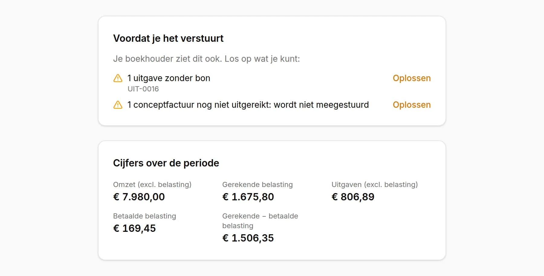 Voordat je het verstuurt: één uitgave zonder bon en één conceptfactuur die niet wordt meegestuurd; daaronder de cijfers over de periode met omzet, gerekende btw, uitgaven en betaalde btw